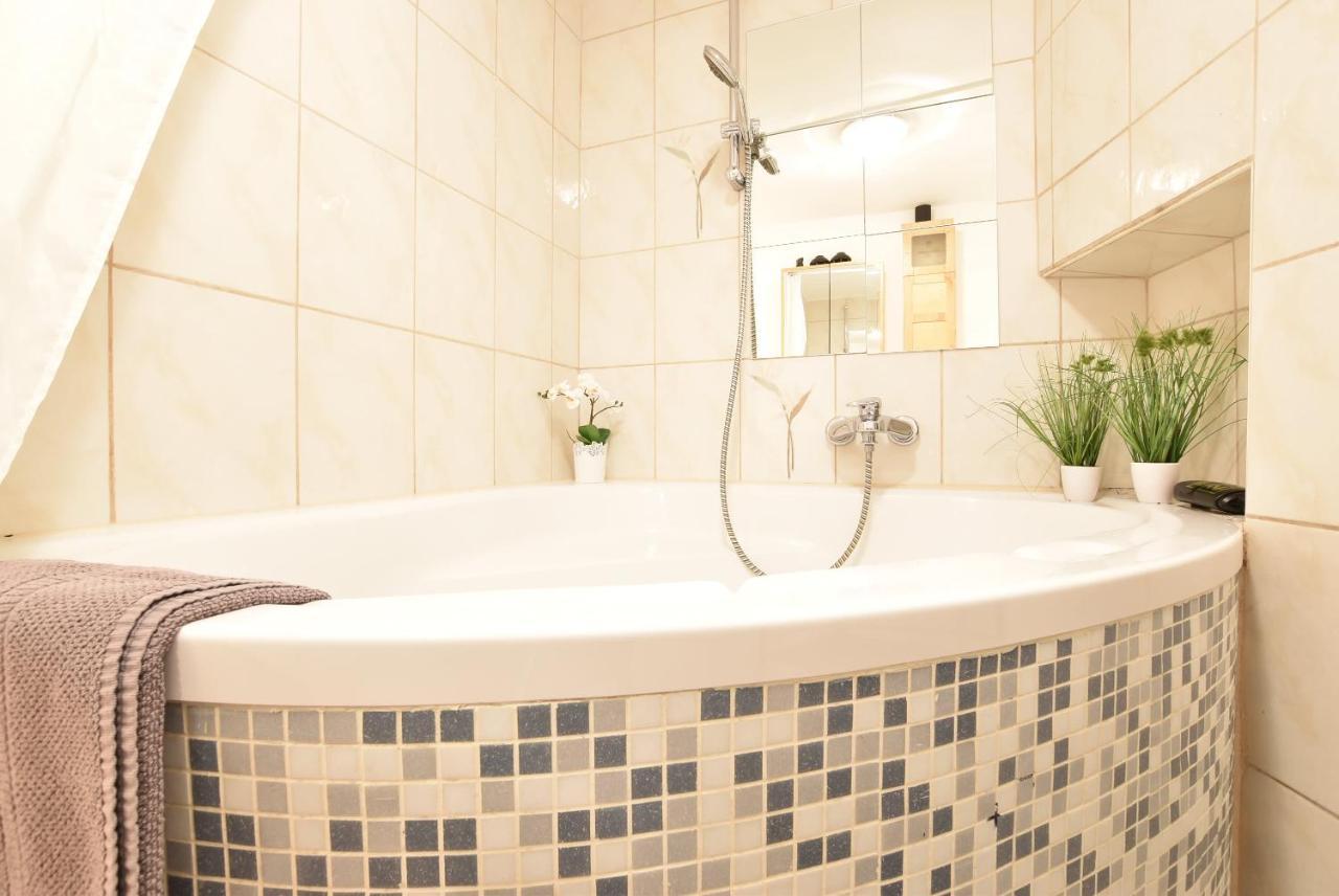 Huge Apartment In Awesome Location With Parking İnnsbruck Dış mekan fotoğraf